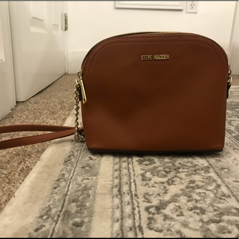 Steve Madden cognac cross body bag